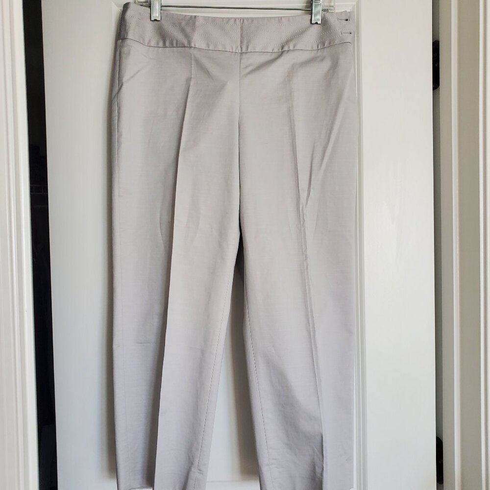 White House Black Market Light Gray Cropped Ankle Pants
